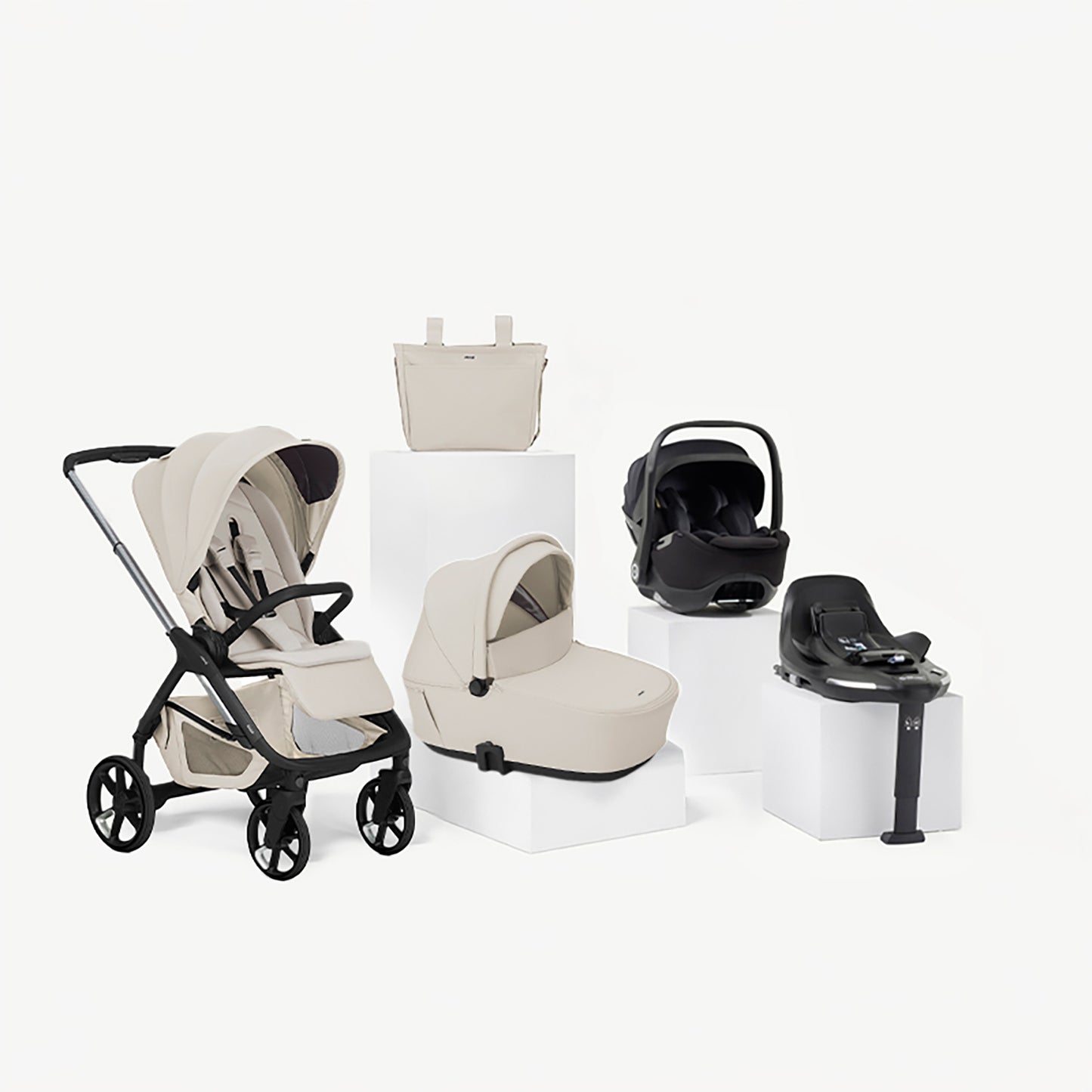 Jane 4 in 1 Keep 2 + Sleep + Kombibaby + base Kombi U88 SAND II